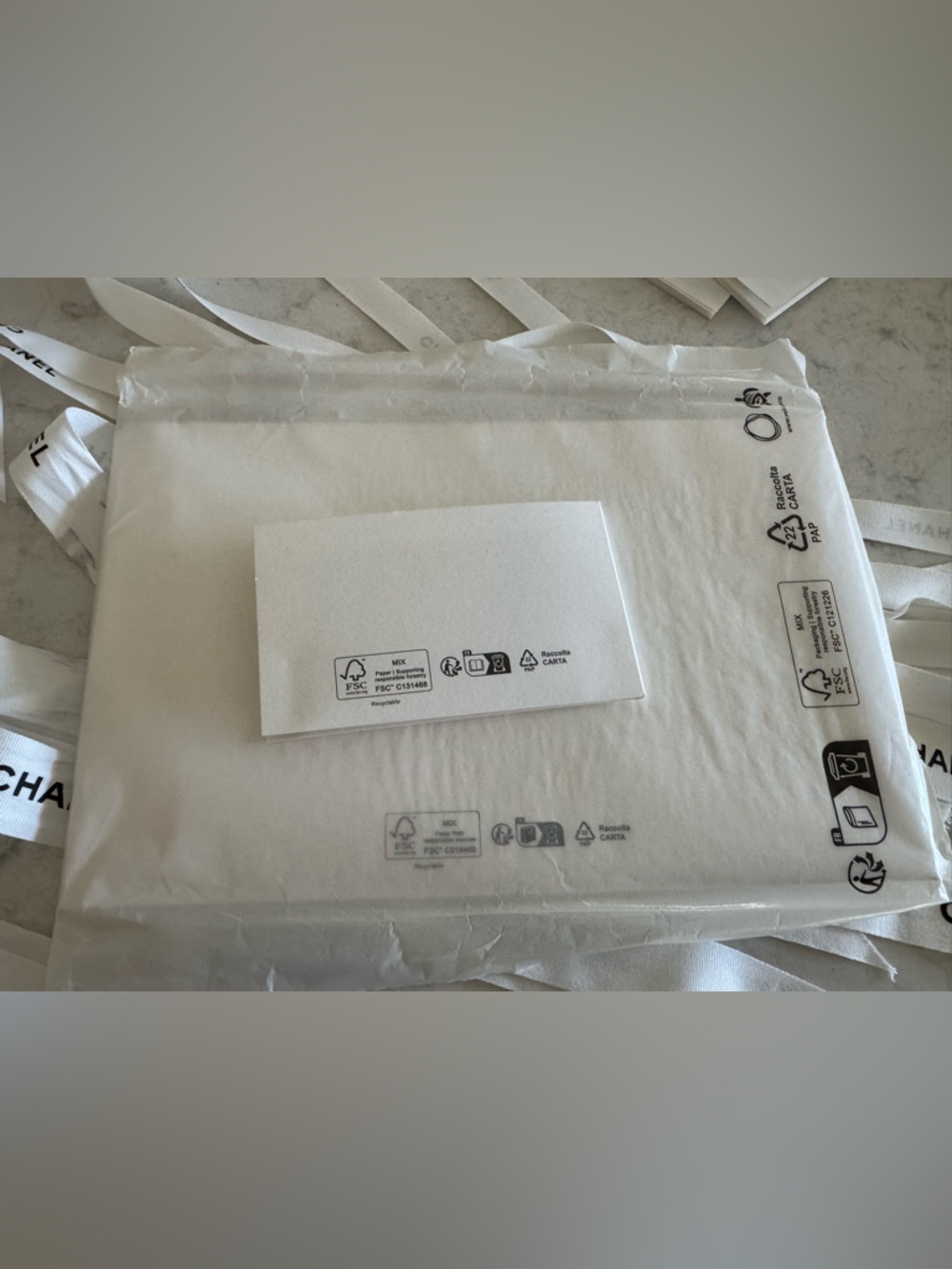 Chanel Ribbon & Packaging Set in White & Black - Picture 5 of 16